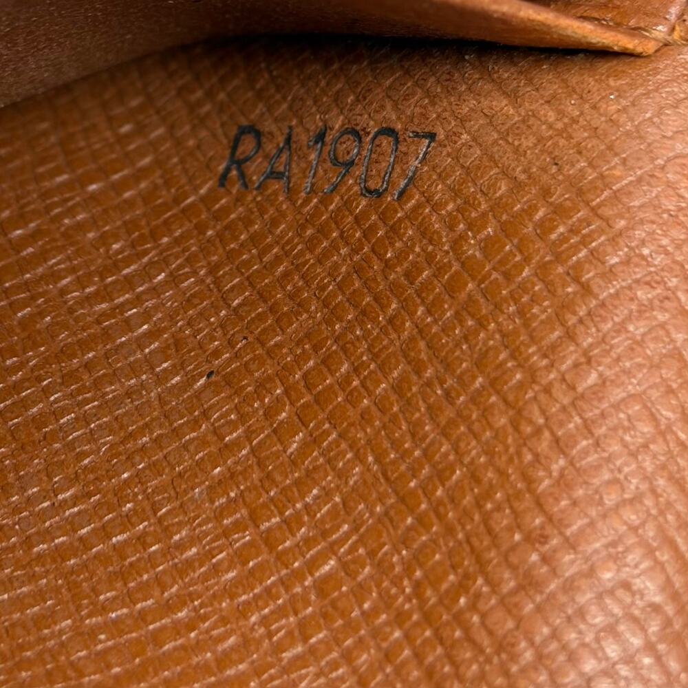 Louis Vuitton Bifold Wallet - Picture 8 of 8